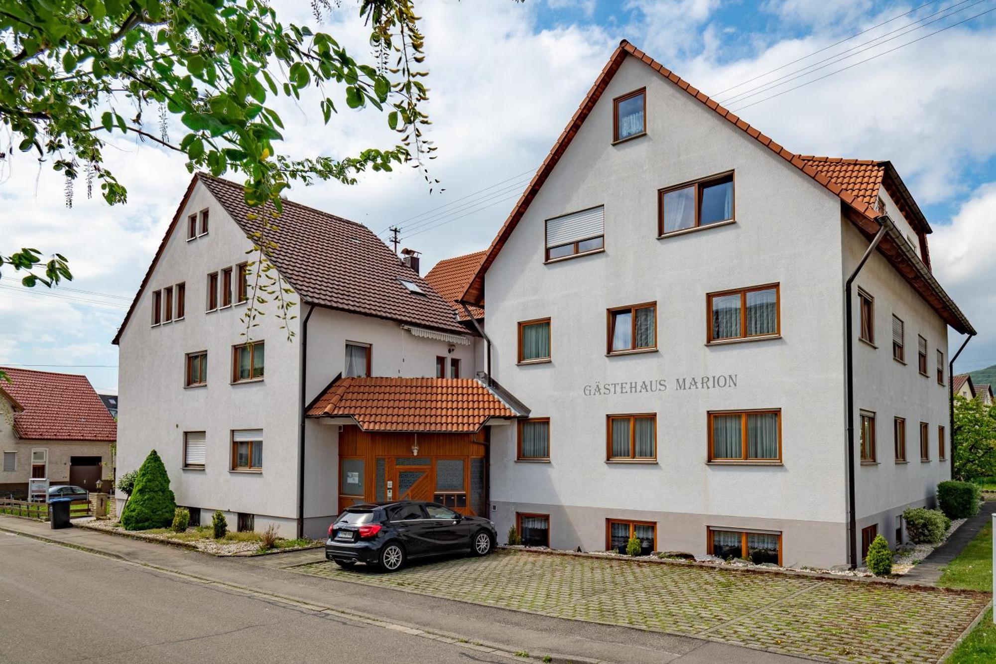 Gaestehaus Marion Dettingen an der Erms Ngoại thất bức ảnh